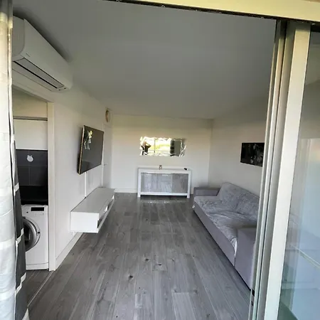 F2 1er Etage Appartamento